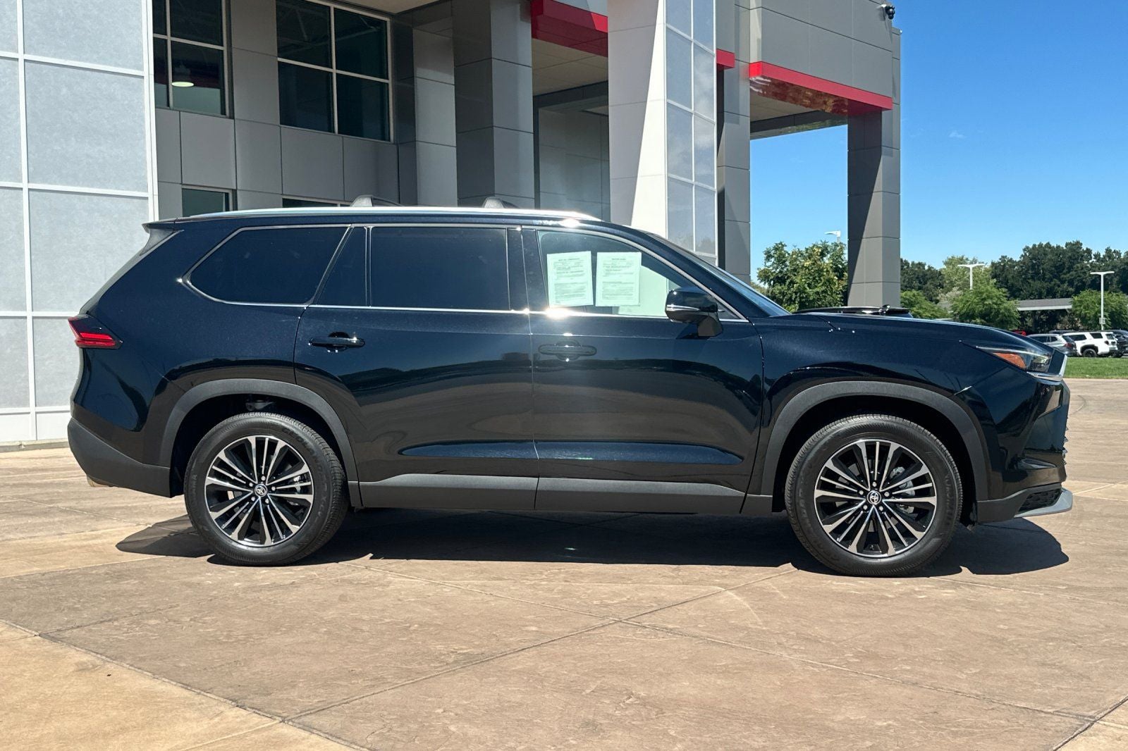 2026 Toyota Grand Highlander Hybrid MAX Platinum