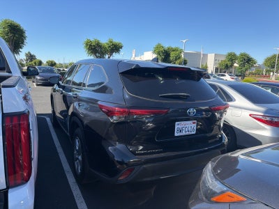 2021 Toyota Highlander Hybrid LE