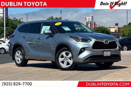 2022 Toyota Highlander LE