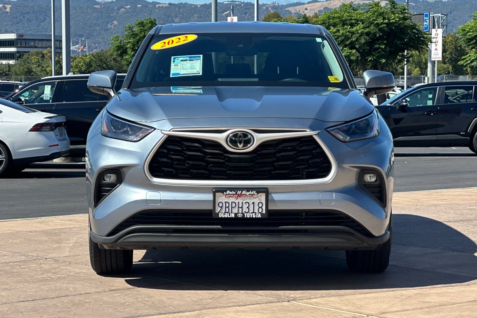 2022 Toyota Highlander LE