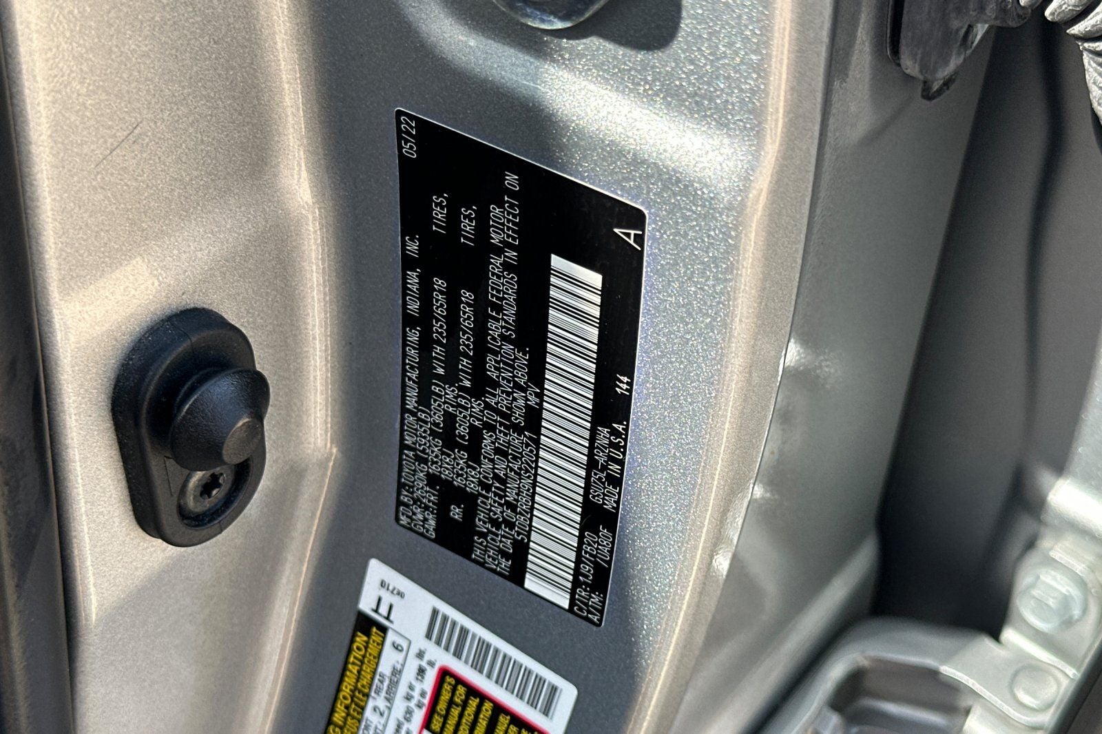 2022 Toyota Highlander LE