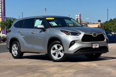 2022 Toyota Highlander LE