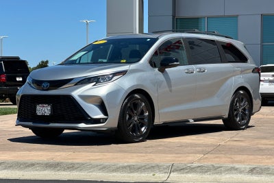 2023 Toyota Sienna XSE 7 Passenger