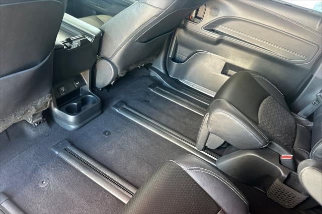 2023 Toyota Sienna XSE 7 Passenger