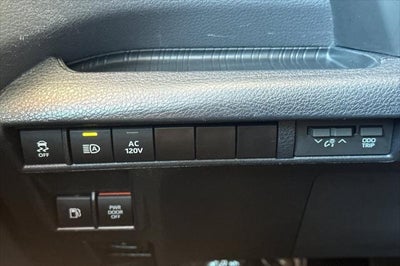 2023 Toyota Sienna XSE 7 Passenger