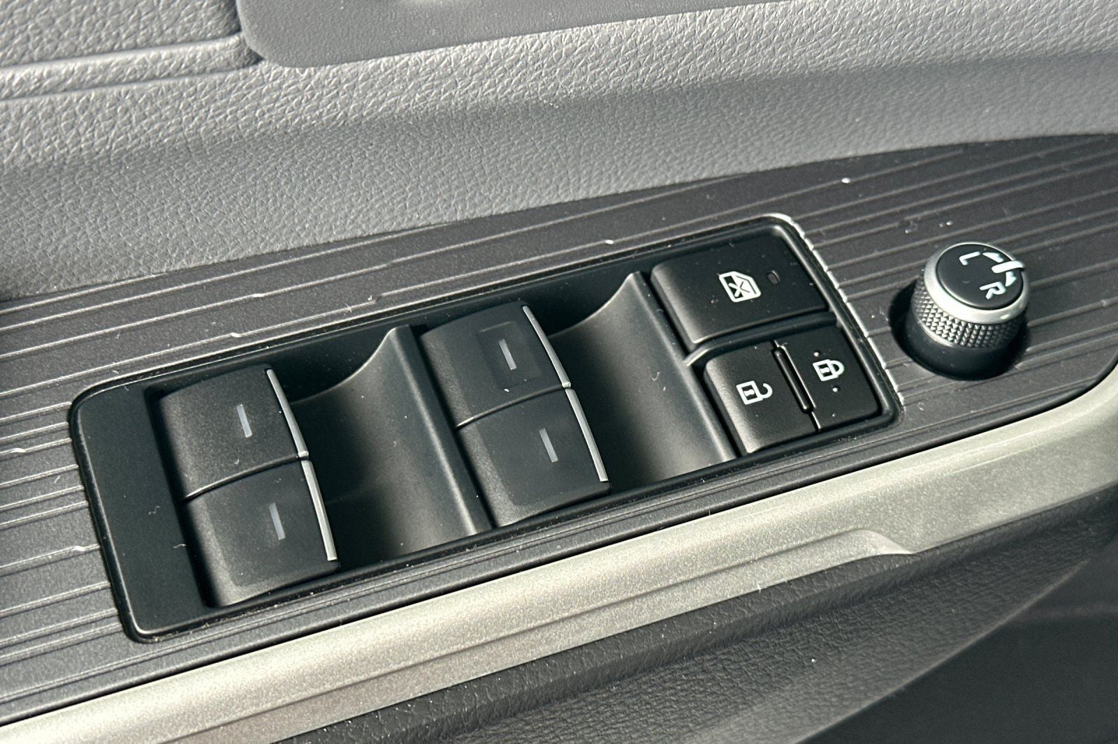 2024 Toyota Sienna XSE 7 Passenger