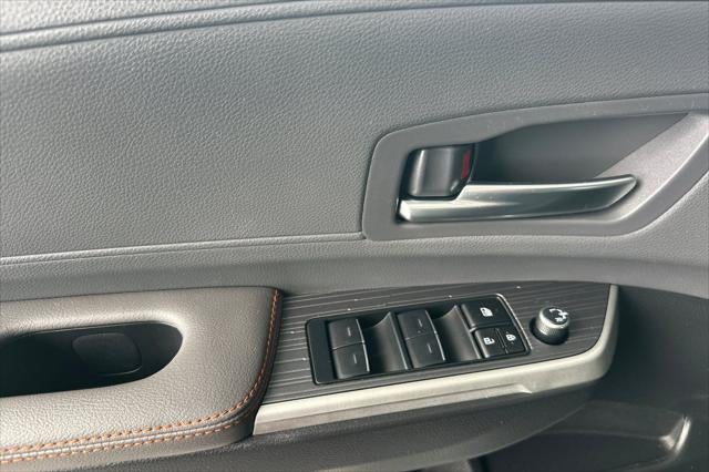 2024 Toyota Sienna XSE 7 Passenger