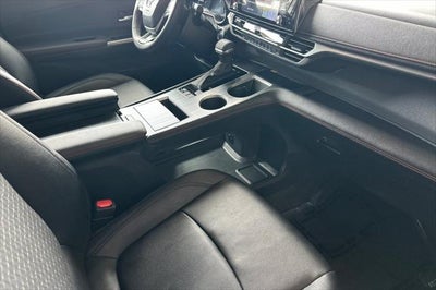 2024 Toyota Sienna XSE 7 Passenger