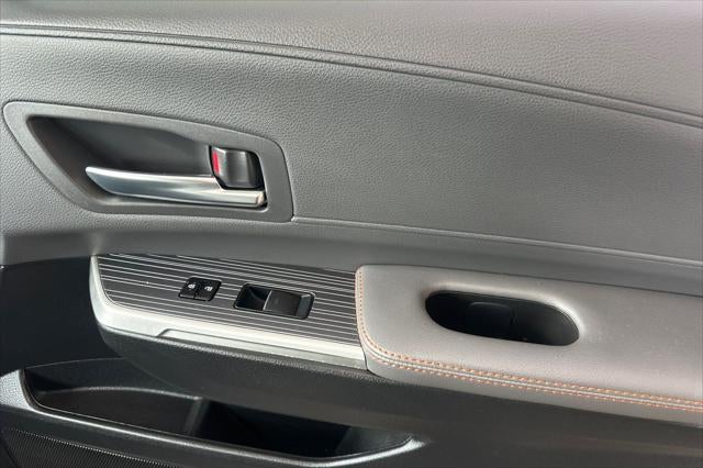 2024 Toyota Sienna XSE 7 Passenger