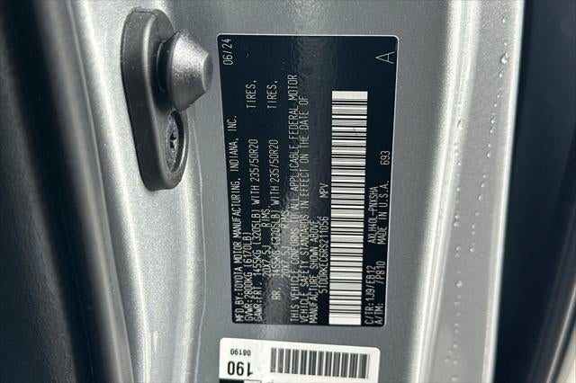 2024 Toyota Sienna XSE 7 Passenger