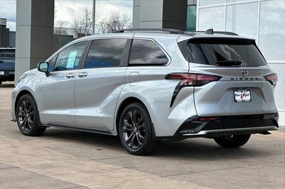2024 Toyota Sienna XSE 7 Passenger
