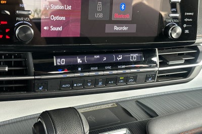 2022 Toyota Sienna XSE 7 Passenger