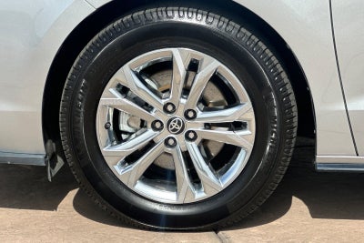 2022 Toyota Sienna XSE 7 Passenger