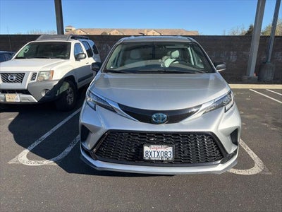 2022 Toyota Sienna XSE 7 Passenger