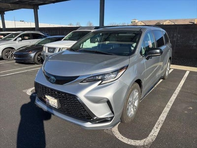 2022 Toyota Sienna XSE 7 Passenger