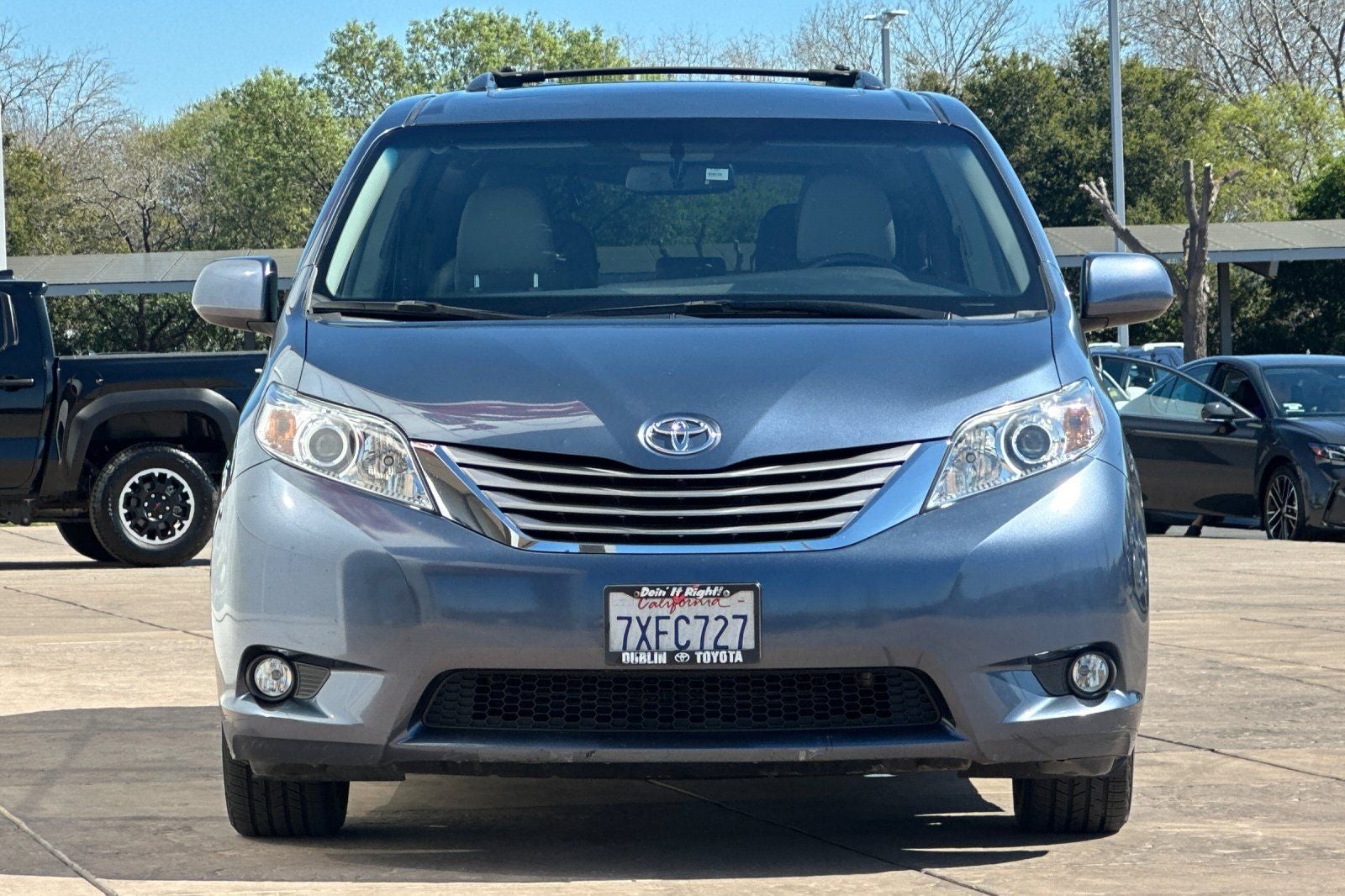2017 Toyota Sienna XLE 7 Passenger