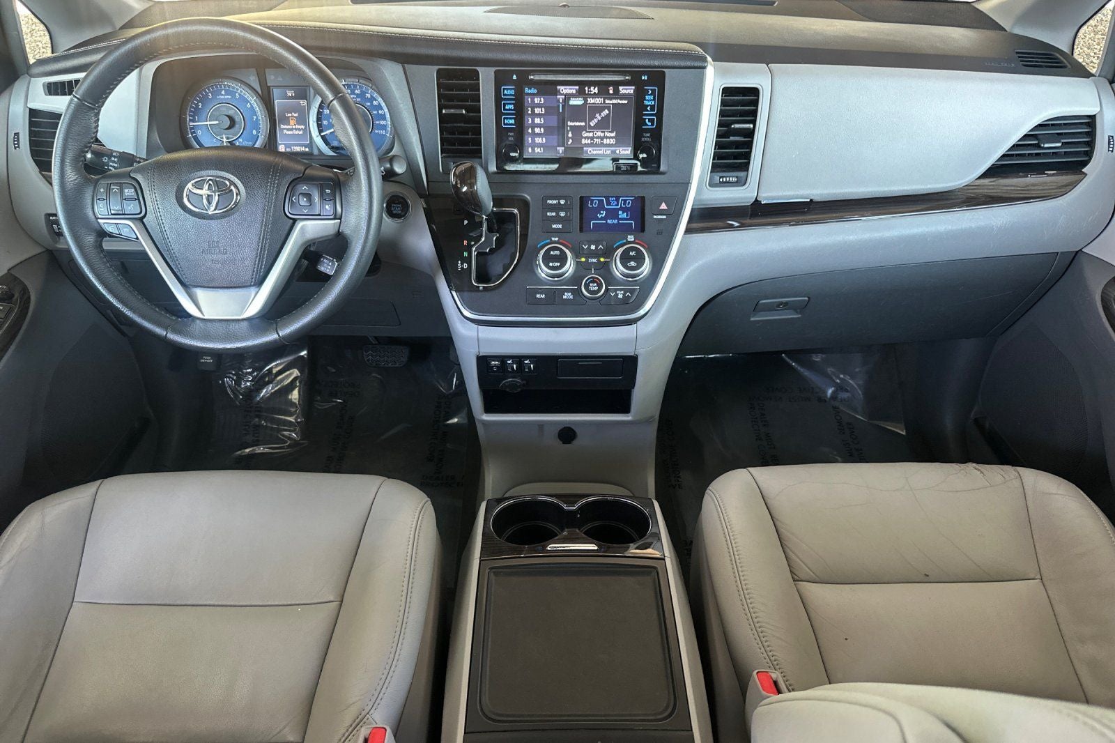 2017 Toyota Sienna XLE 7 Passenger