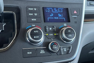 2017 Toyota Sienna XLE 7 Passenger