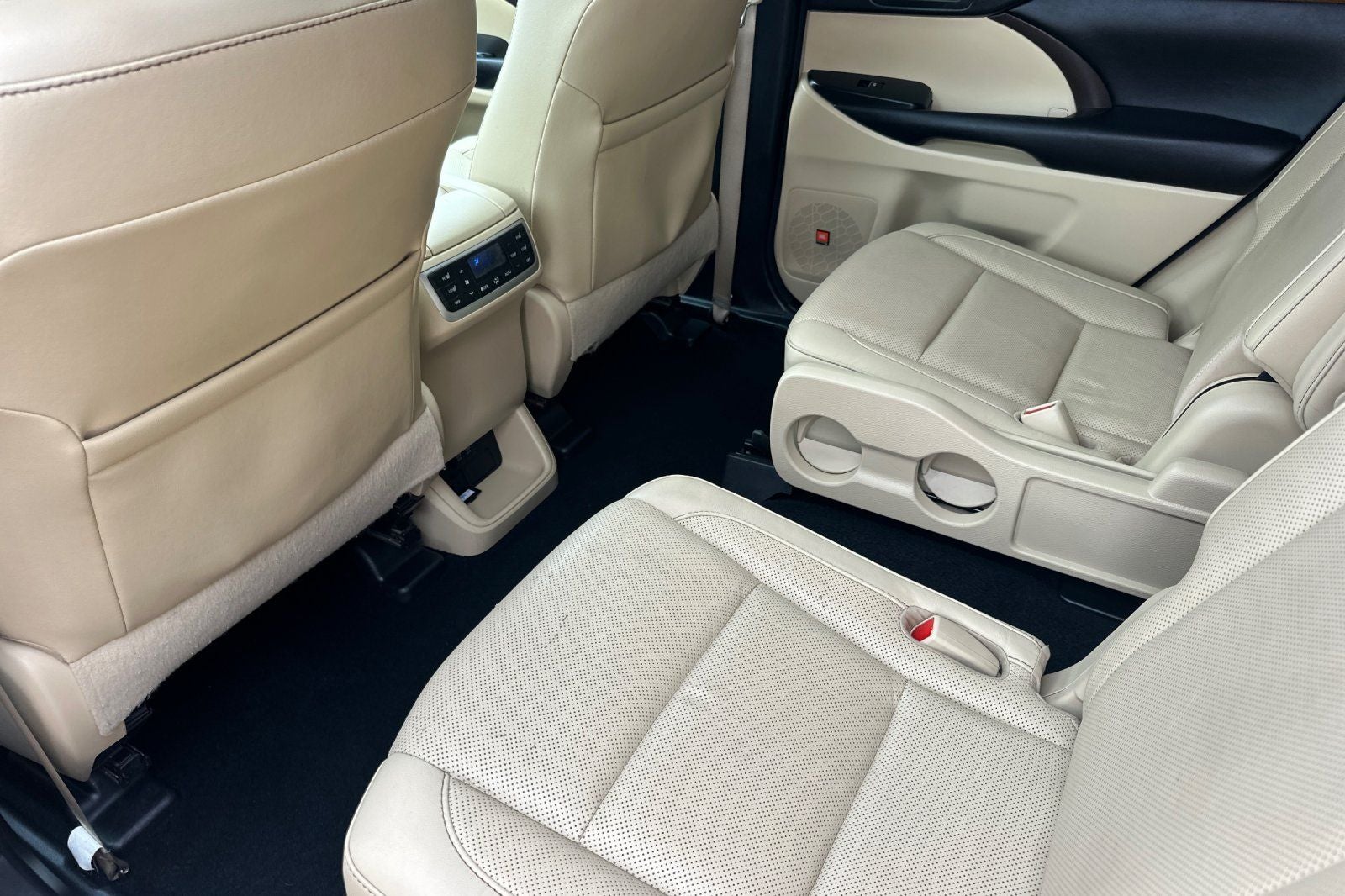 2017 Toyota Highlander Limited Platinum