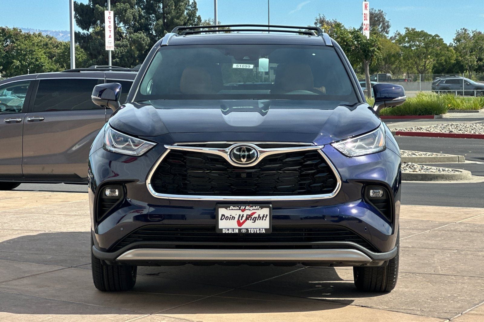 2026 Toyota Highlander Hybrid Platinum
