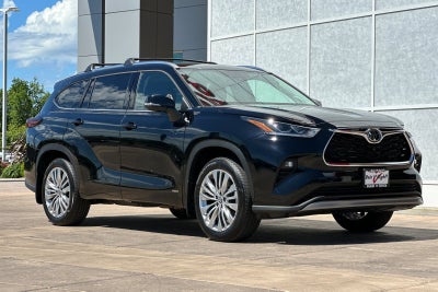 2026 Toyota Highlander Hybrid Platinum