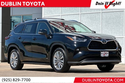 2026 Toyota Highlander Hybrid Platinum