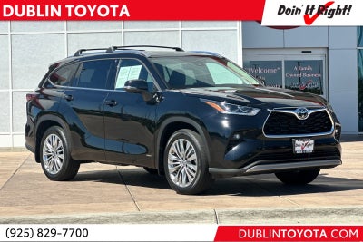 2026 Toyota Highlander Hybrid Platinum