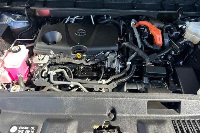 2021 Toyota Highlander Hybrid Platinum