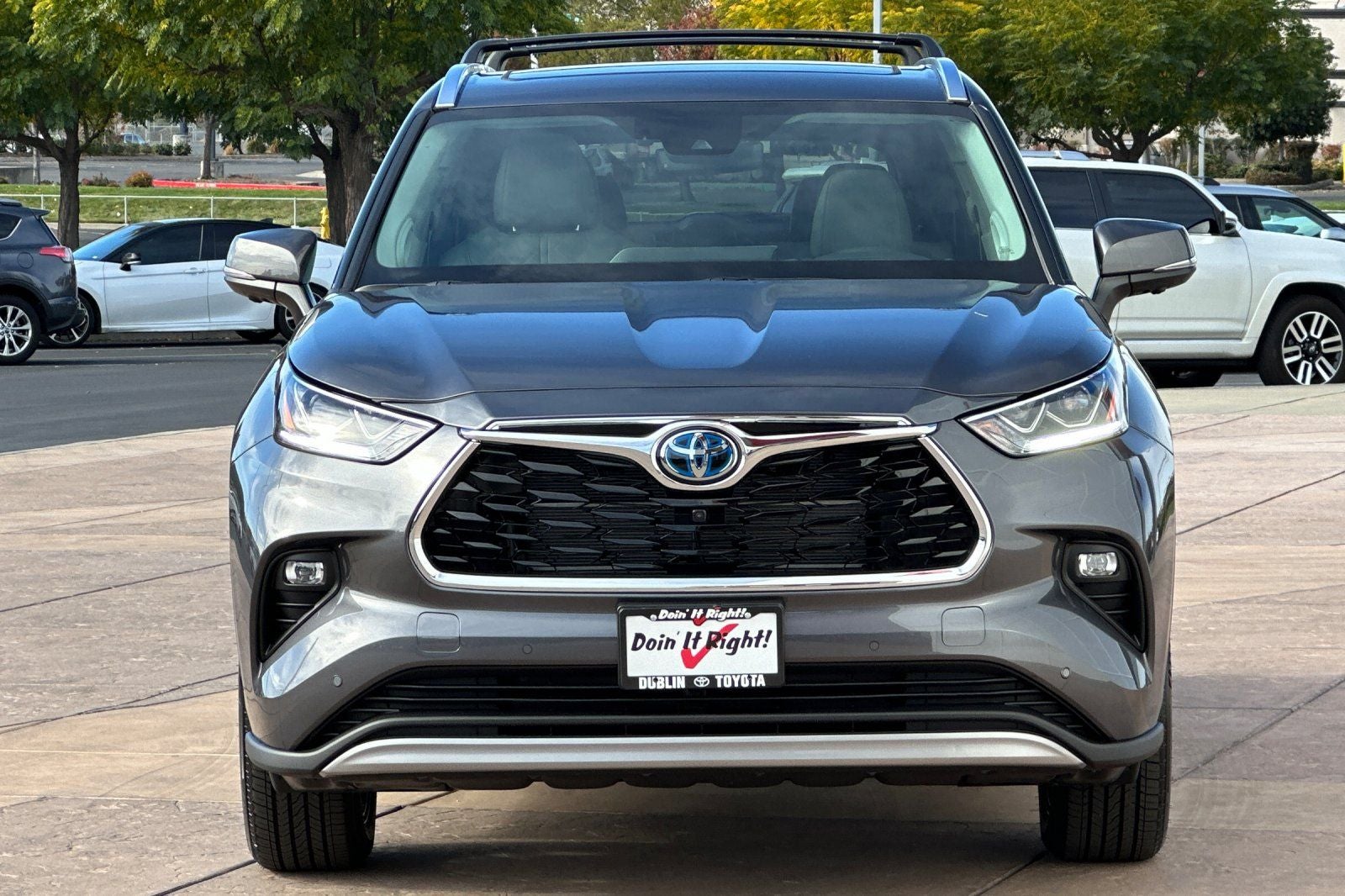 2024 Toyota Highlander Hybrid Platinum
