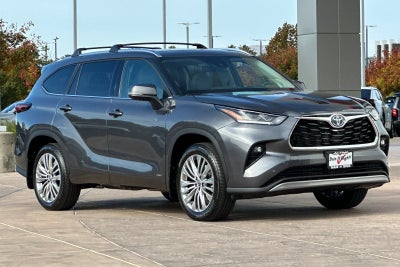 2024 Toyota Highlander Hybrid Platinum