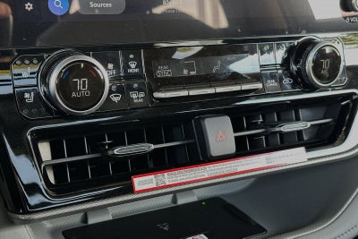 2024 Toyota Highlander Hybrid Platinum