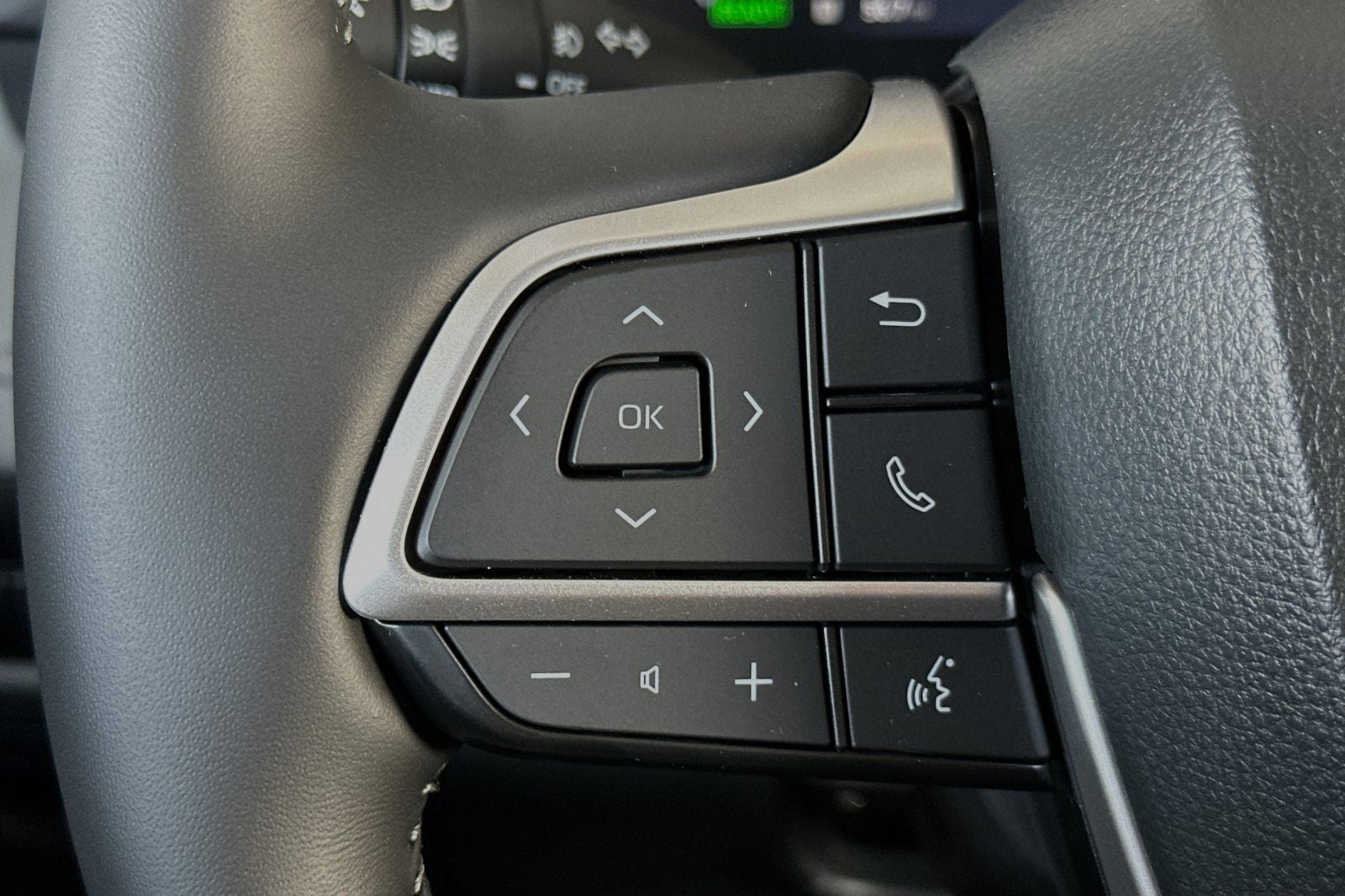 2024 Toyota Highlander Hybrid Platinum