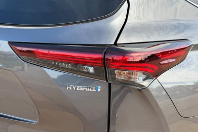 2024 Toyota Highlander Hybrid Platinum