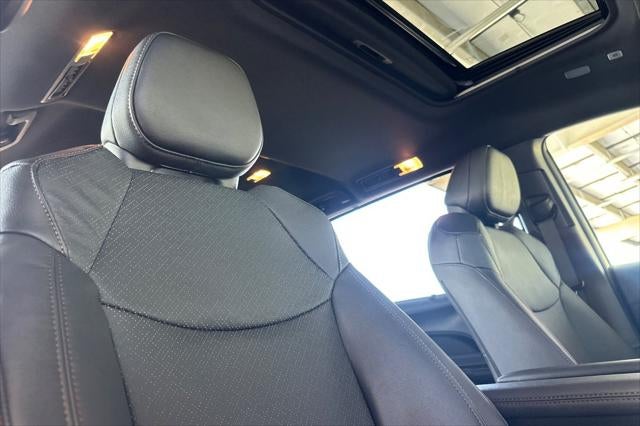 2025 Toyota Sienna Platinum 7 Passenger