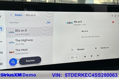 2025 Toyota Sienna Platinum 7 Passenger