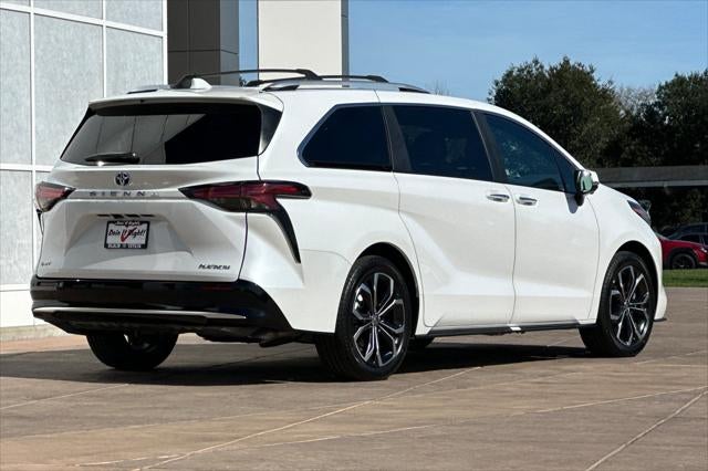 2025 Toyota Sienna Platinum 7 Passenger