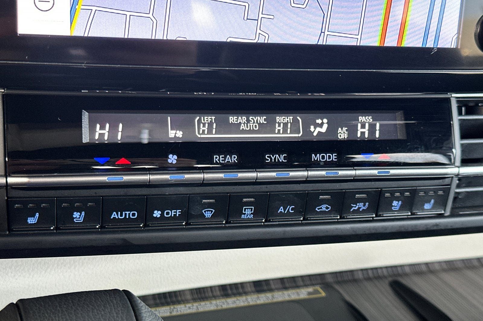 2024 Toyota Sienna Platinum 7 Passenger