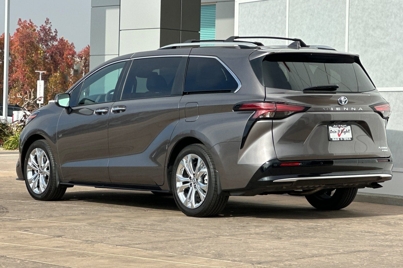 2024 Toyota Sienna Platinum 7 Passenger