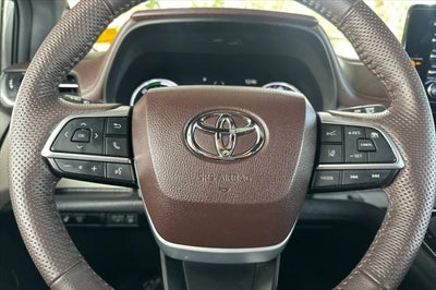 2024 Toyota Sienna Platinum 7 Passenger