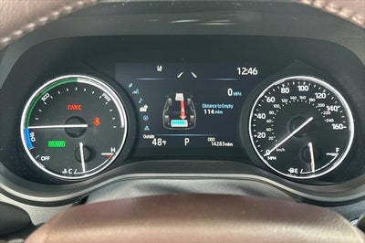 2024 Toyota Sienna Platinum 7 Passenger