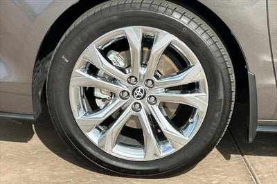 2024 Toyota Sienna Platinum 7 Passenger