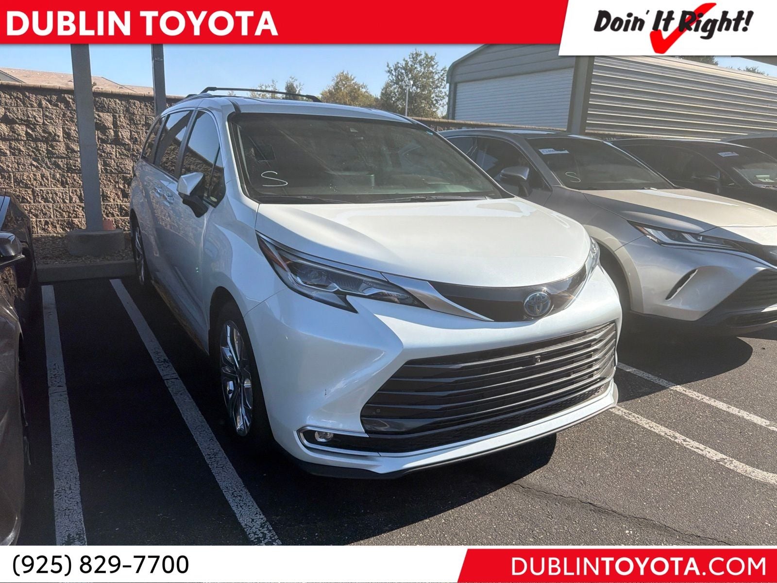 2023 Toyota Sienna Platinum 7 Passenger