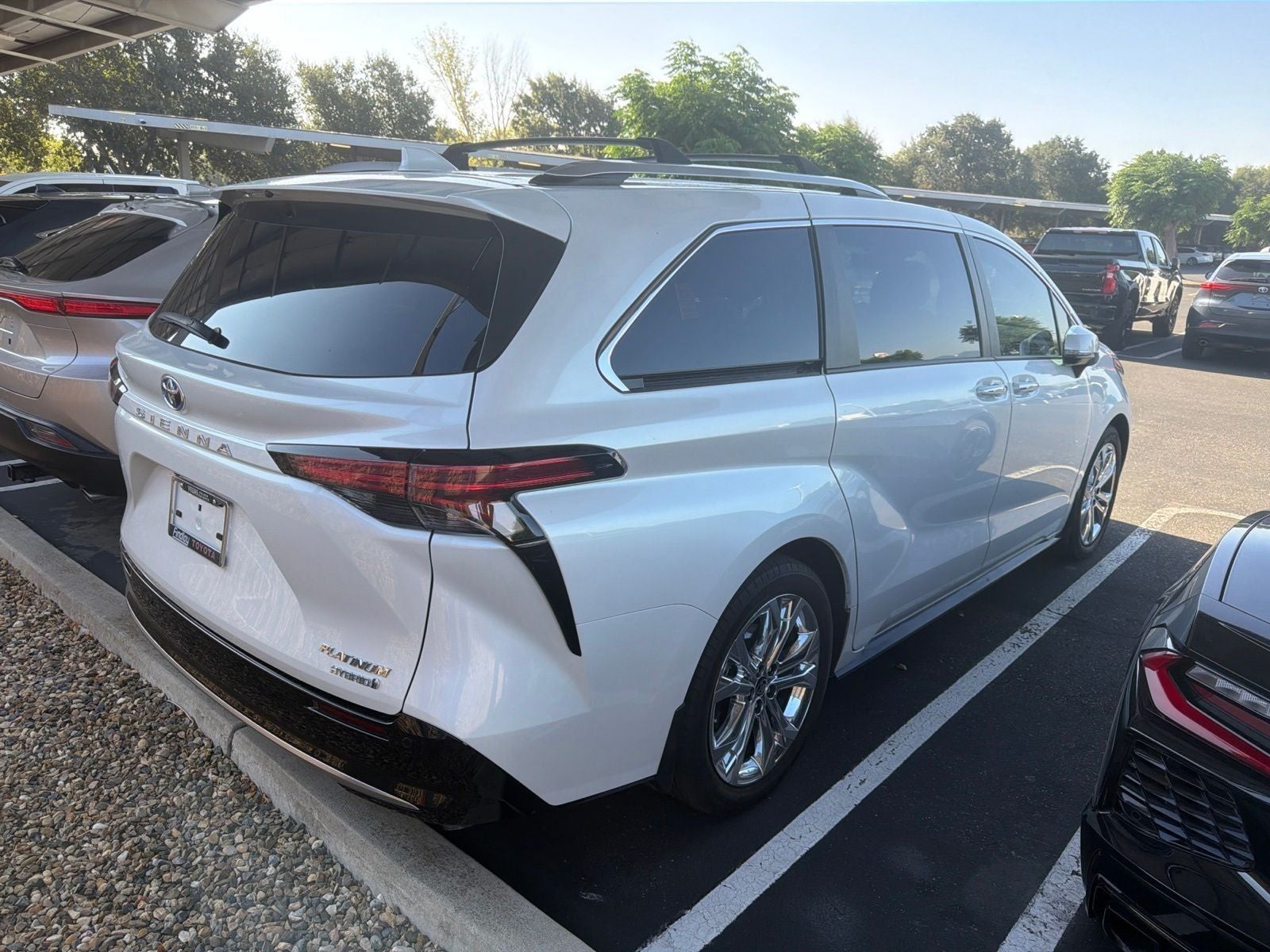 2023 Toyota Sienna Platinum 7 Passenger