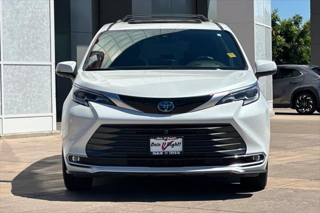 2023 Toyota Sienna Platinum 7 Passenger