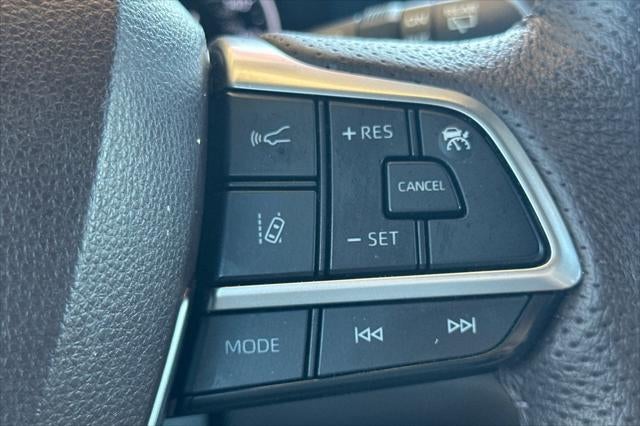 2023 Toyota Sienna Platinum 7 Passenger