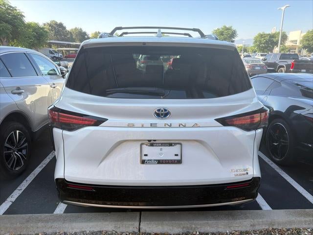 2023 Toyota Sienna Platinum 7 Passenger