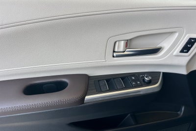 2023 Toyota Sienna Platinum 7 Passenger