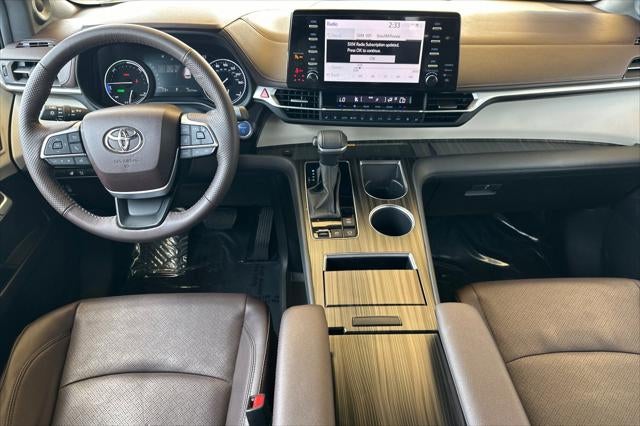 2023 Toyota Sienna Platinum 7 Passenger