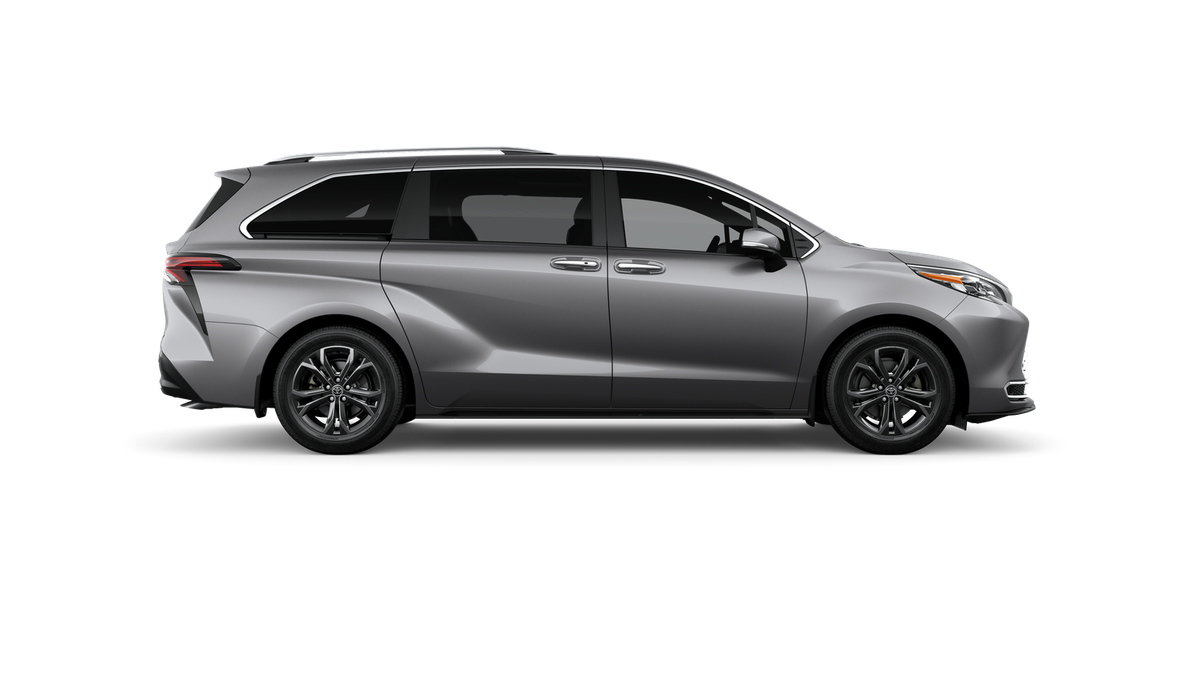 2026 Toyota Sienna Platinum 7 Passenger