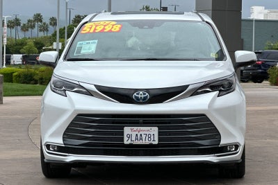 2024 Toyota Sienna Platinum 7 Passenger